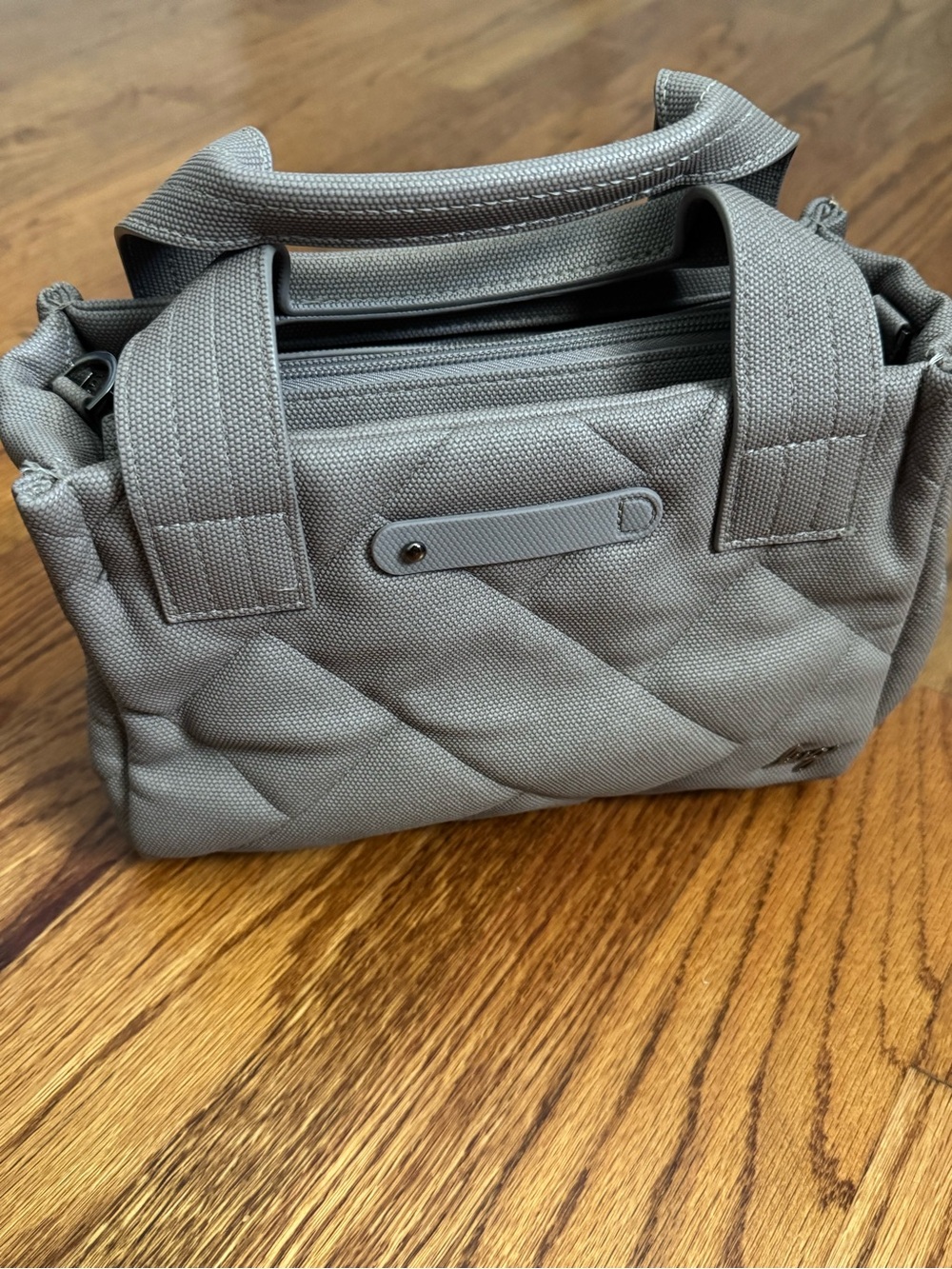 Lug Matte Luxe Jitterbug Bag *No Strap, Please Read*